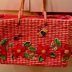 Pink raffia hand bag